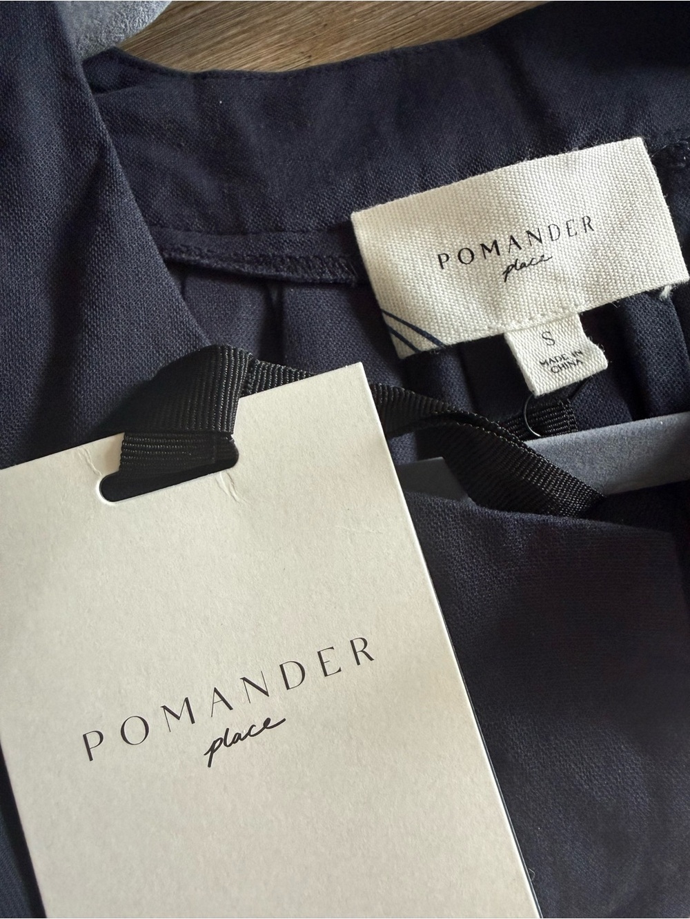 NWT Pomander Place Deep Navy Finley Flutter Sleeve Dress - Picture 8 of 9